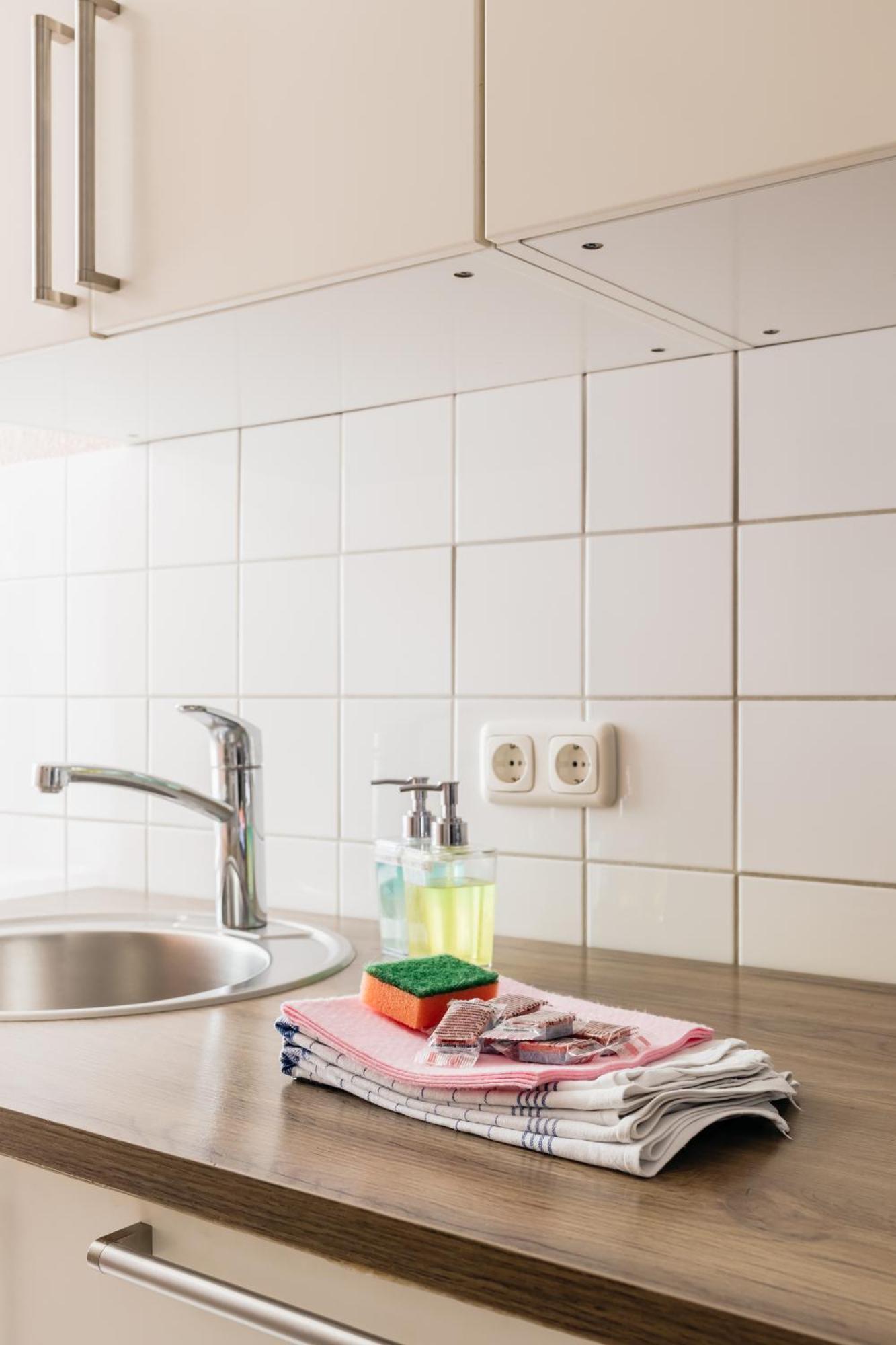 2-Room Apartment Hannover Bagian luar foto