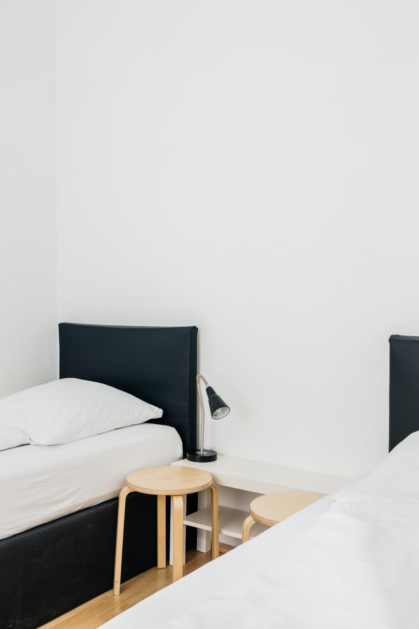 2-Room Apartment Hannover Bagian luar foto
