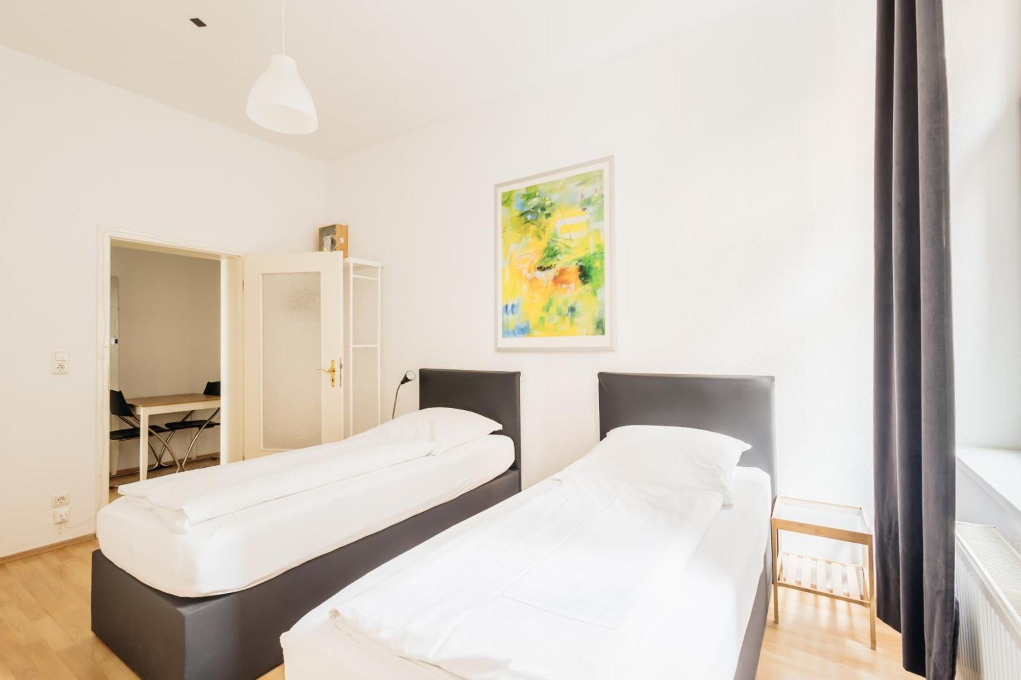 2-Room Apartment Hannover Bagian luar foto